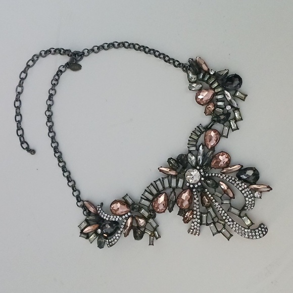 Joan Rivers Big Crystal Statement Necklace. - Picture 4 of 5